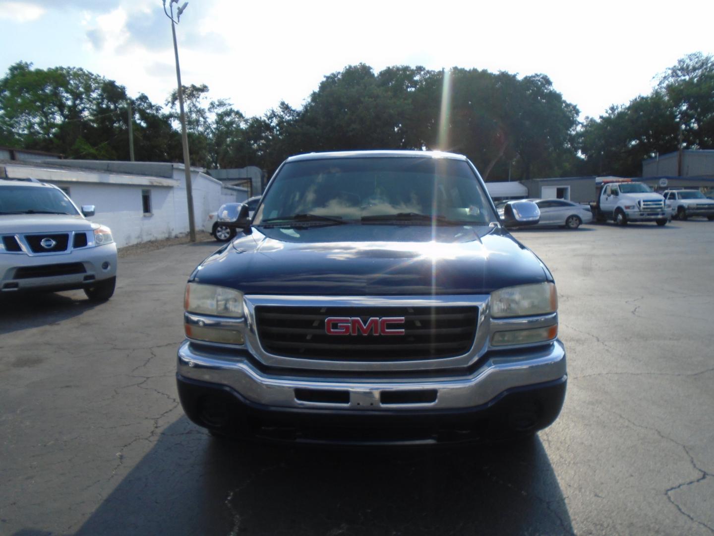 2006 GMC Sierra 1500 (2GTEC13V461) , located at 6112 N Florida Avenue, Tampa, FL, 33604, (888) 521-5131, 27.954929, -82.459534 - Photo#2